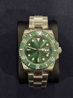 Mens Luxury Stainless Steel Watch Green Dial
