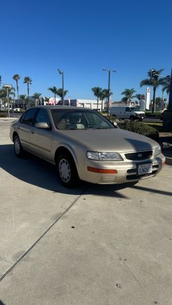 1995 Nissan Maxima