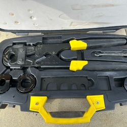 Apollo Pex Crimp Tool Kit