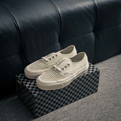 Liberaiders x Vans