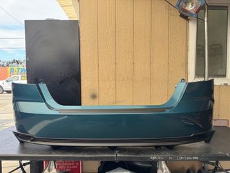 2025 TOYOTA CAMRY REAR BUMPER COVER OEM USED