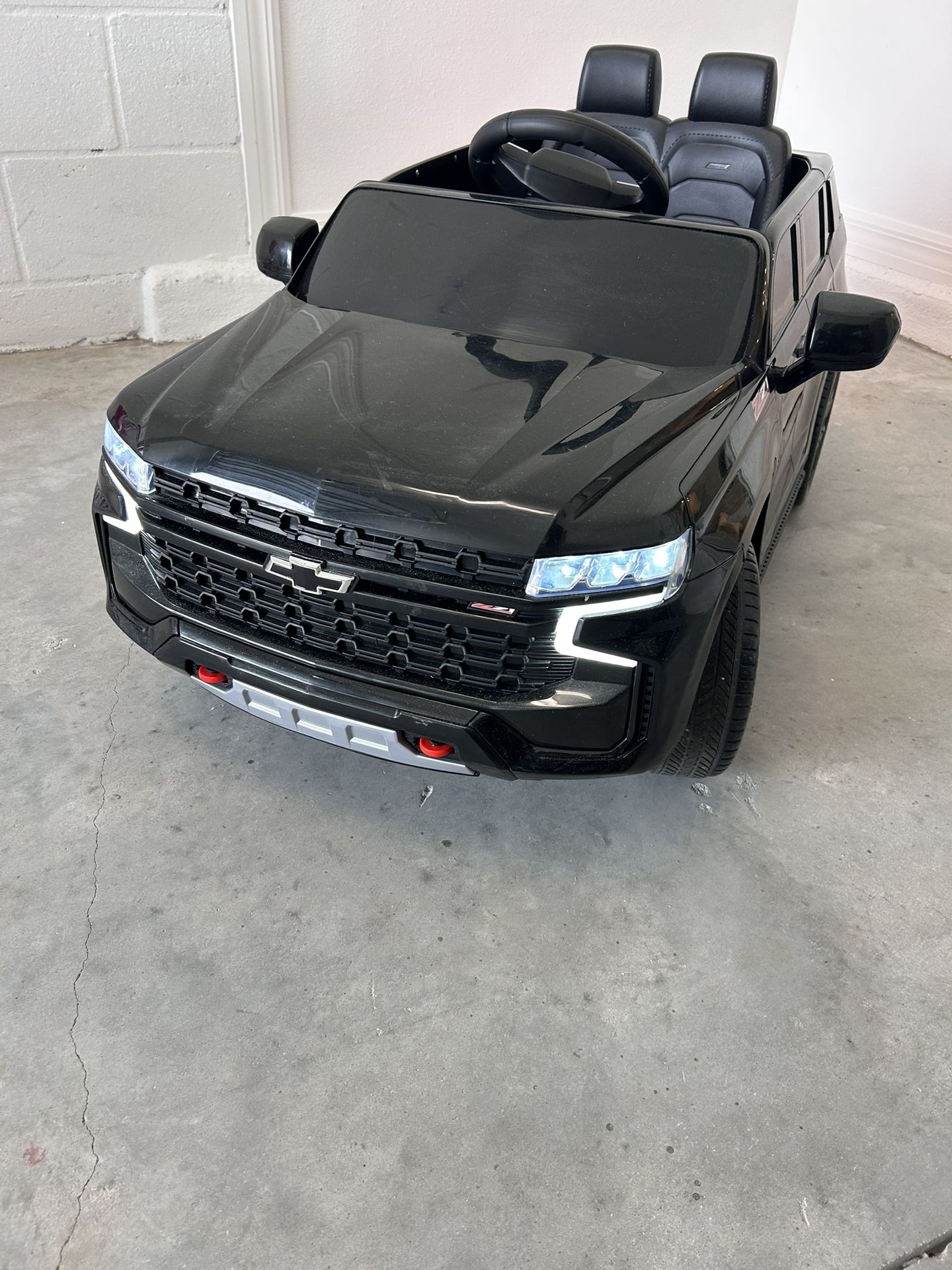 Power Wheel Tahoe Truck