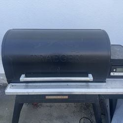 Traeger Timeline 1300 Smoker