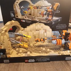 Lego Star Wars Mos Espa Podrace Diorama 