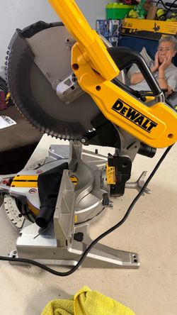 DEWALT Corded 12 in.​ Compound Double Bevel Miter Saw