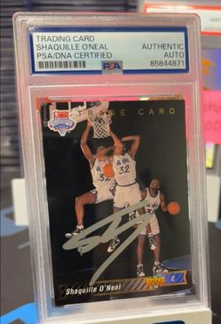 Shaquille O'Neal Signed Trading Card PSA/DNA Certified
