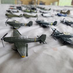 Toy Airplanes Total Of 48 pieces 