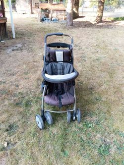 Baby Stroller with Harness and Canopy