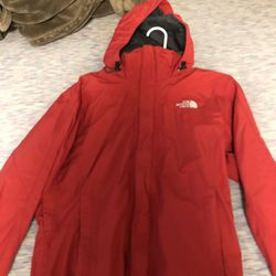 North Face Woman’s Raincoat 