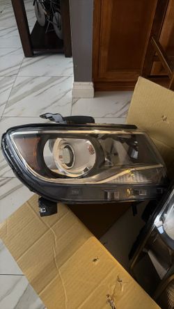 2022 Chevrolet colorado headlights
