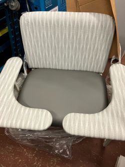 Phlebotomy chair