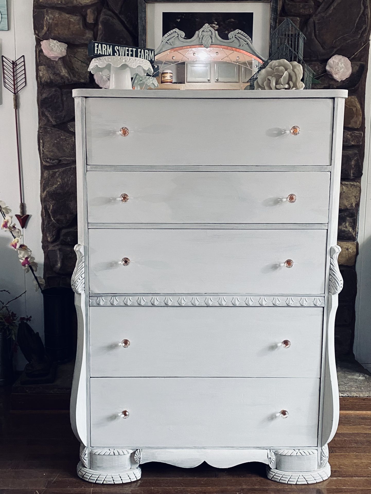 Beautiful Solid Wood Farmhouse Dresser With Mirror On Top 