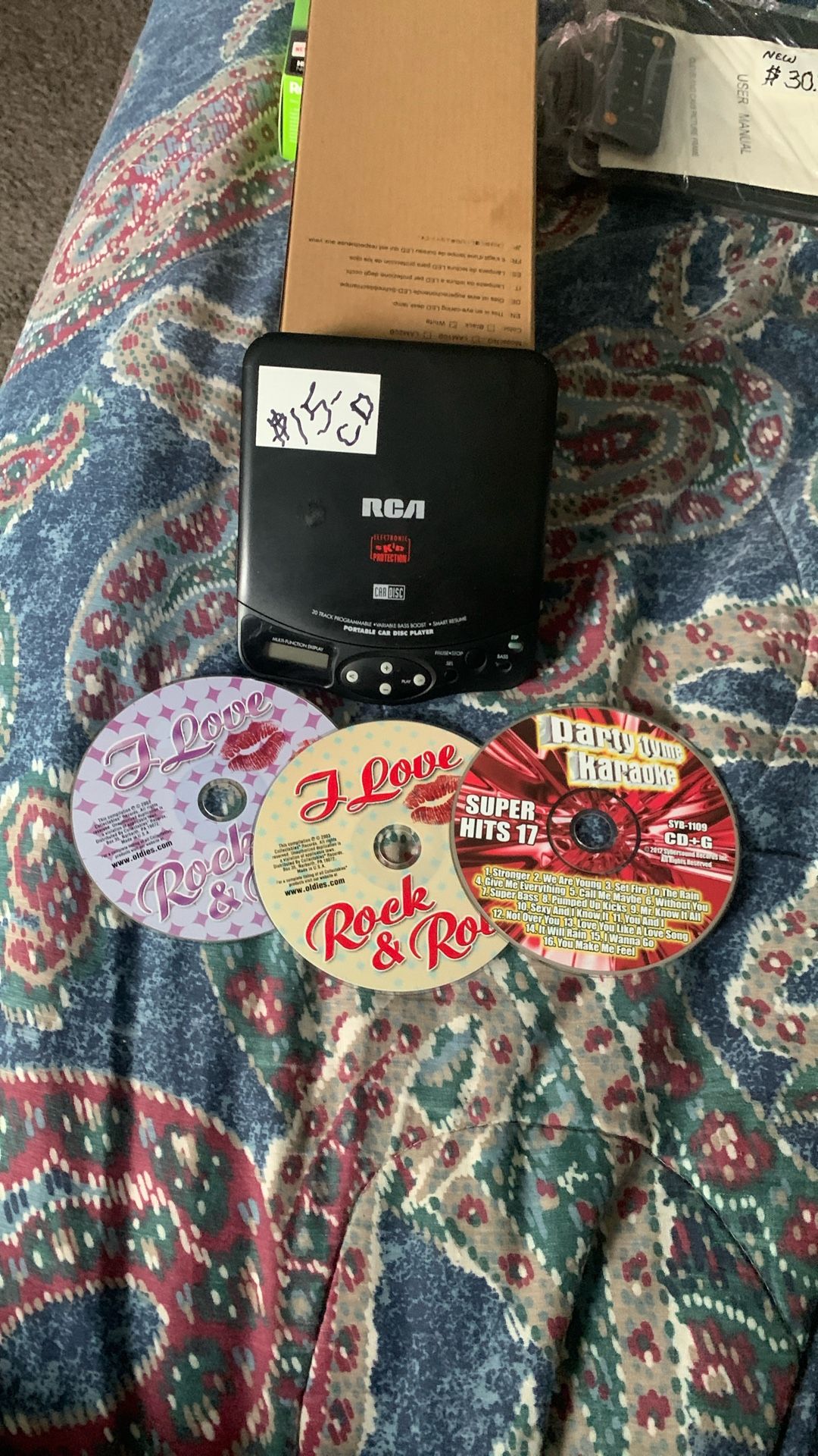 RCA. CD Players 2 AA. Bat. 👍