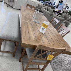 Table 4 Chairs and Bench