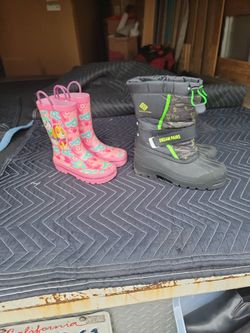 Kid's Rain Boots And Snow Boots