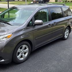2014 Toyota Sienna