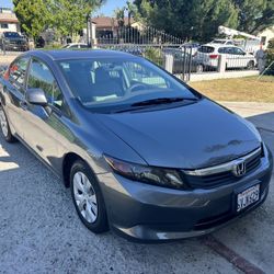 2012 Honda Civic. Clean Title. Original 136000 Mil 