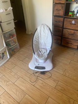 Baby swing