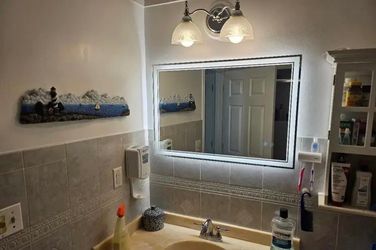 24”x36” LED mirror New in Irvine