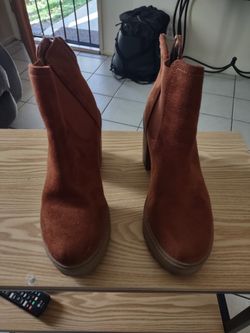 Botas