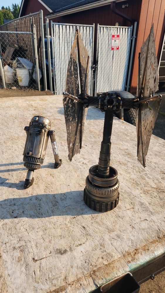 Metal Art - R2d2 And Tie Fighter