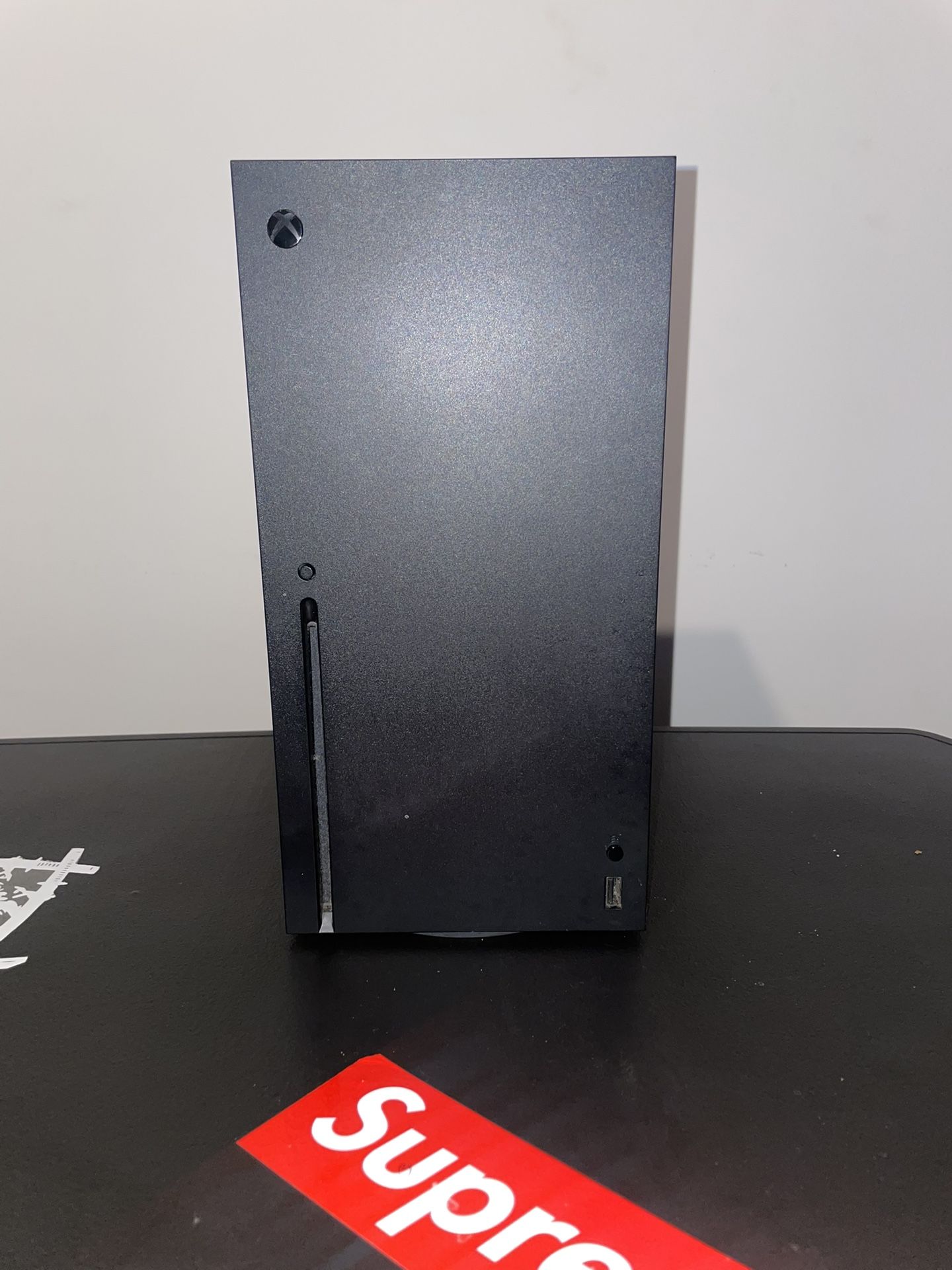 🎄Xbox Series X w/ 2 Controllers And Headset 🎄