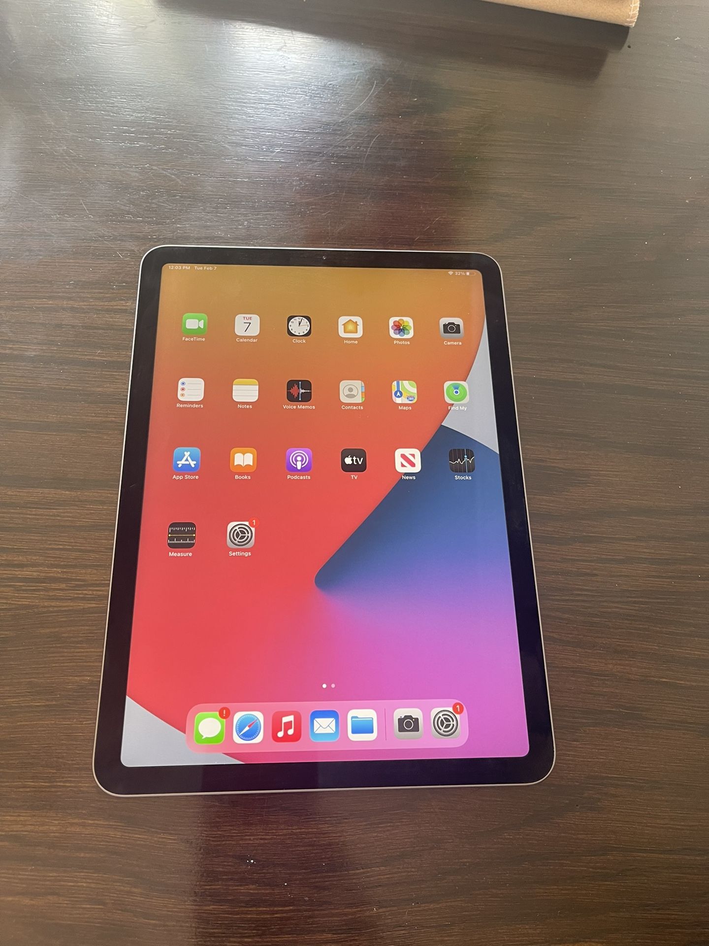 iPad Air 4-New Condition 