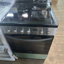 Frigidaire 24” Freestanding Electric Range