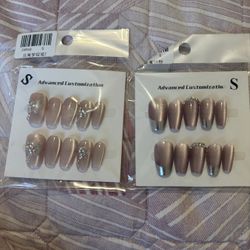 Press-On Nails Set of 2 – Size S