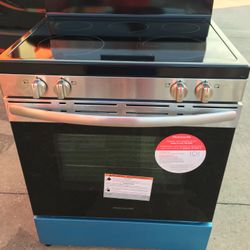 New Scratch And Dent Frigidaire 30-in Glass Top 5 Burners 5.3-cu ft Self-Cleaning Air Fry Freestanding Electric Range (Stainless Steel)$695.00 O’B’O’