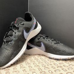 Nike Legend Assential Shoes 