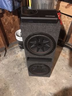 2 2019 12inch Kicker cvrs and Memphis 2k amp