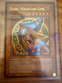 Yugioh Dark Magician Girl Holo