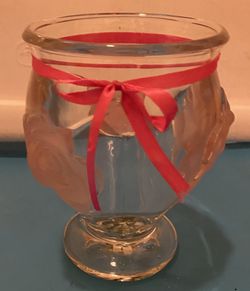 Vintage Frosted Raised Pink Roses Crystal Vase by Teleflora Gifts Made In France