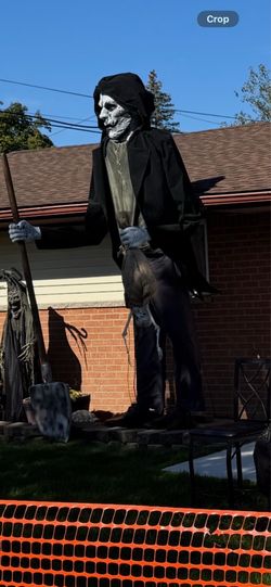 Halloween animatronic