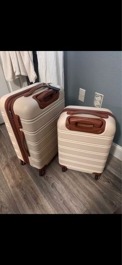 Suite carry on  3 pcs one time  used like new in modesto