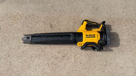 DeWalt 20V XR Brushless Leaf Blower