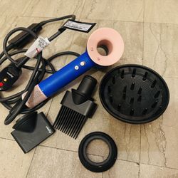 Dyson Supersonic Hair Dryer with attachments