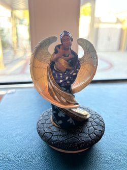 Angel Mother and Child Figurine