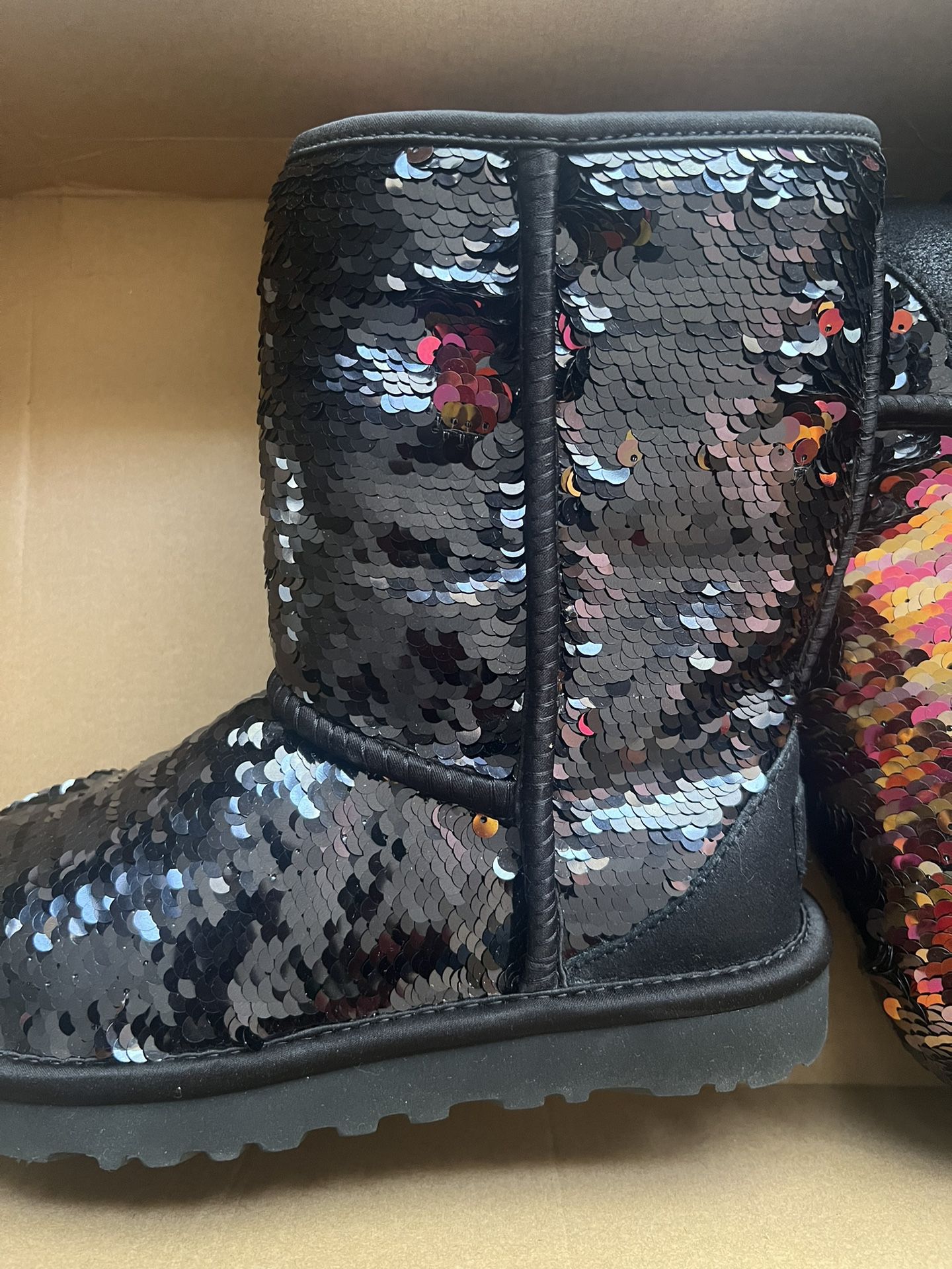 Ugg Boots For women Sequin Size 5 