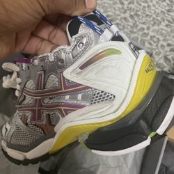 Balenciaga Runners Size 42 Eu/us 9-10 Multicolored 