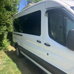 $250 OBO-2015 Ford transit mid-roof Psngr Slider Glass