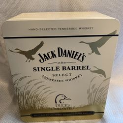 2011 DUCKS UNLIMITED Jack Daniels Tin and Glasses