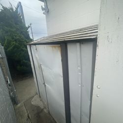 FREE Outdoor Metal Storage Shed