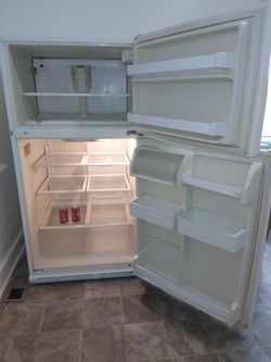 GE stove and kinmore, refrigerator.