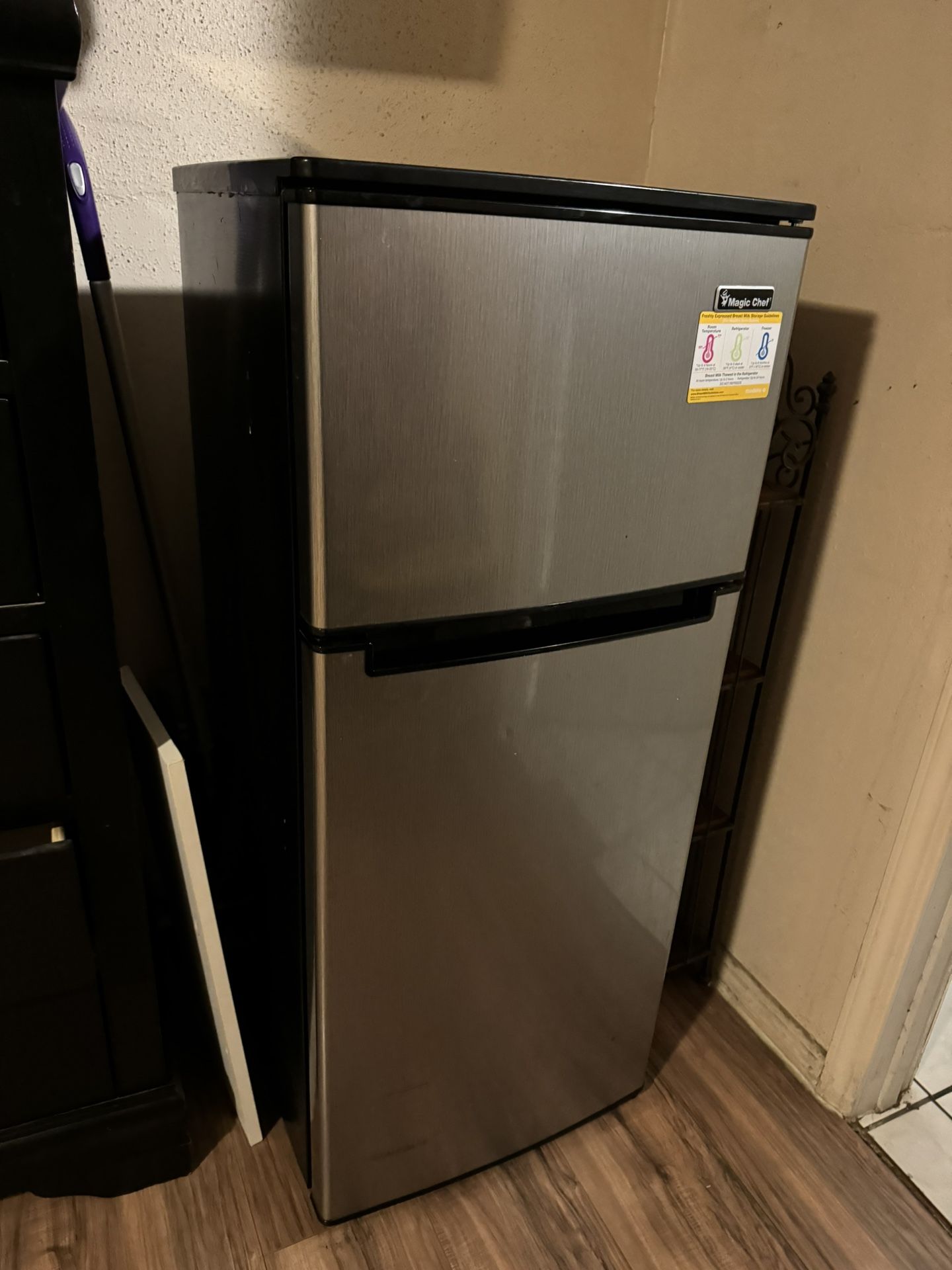 Magic Chef Fridge