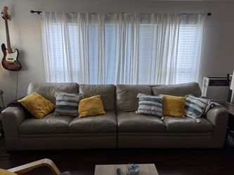 Leather sofa in great condition