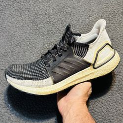 Adidas Ultra Boost 'Oreo' 2019 (Sz 9W)