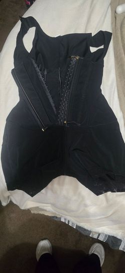 BBL faja size Med $10.  in farmersville