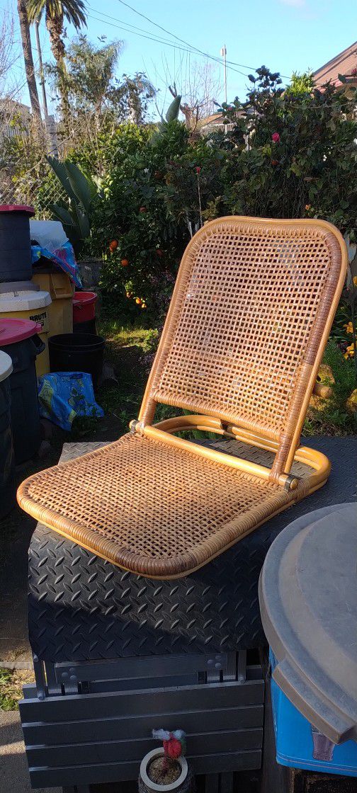 Vintage Rattan Bamboo Folding Floor Portable Wicker Beach Canoe Adjustable Boat Cane Chair 